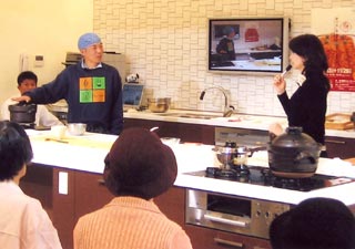 一日だけのアンコメ×静岡ガスコラボレート土鍋ご飯炊きショー。